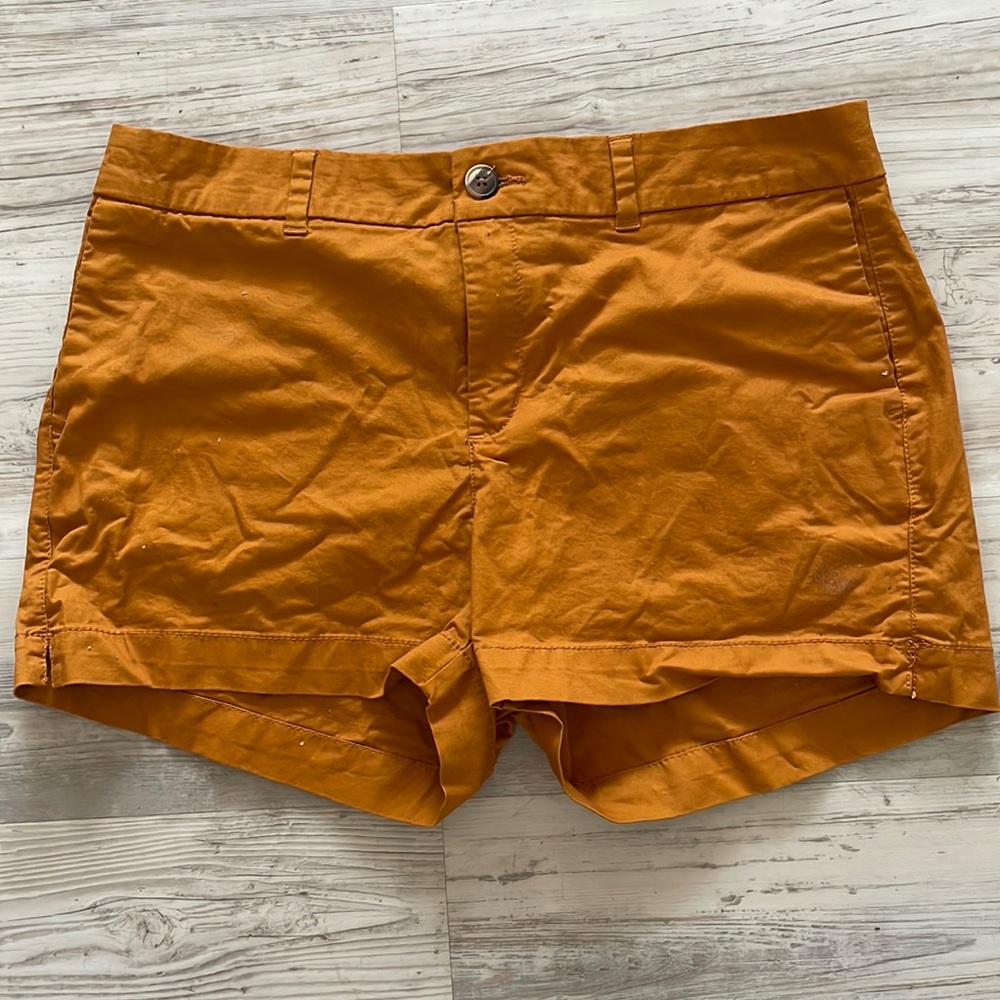Old Navy shorts in mustard/gold, size 12